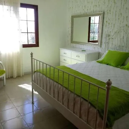 Sleeps 6 Wifi * Tahiche
