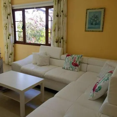 Sleeps 6 Wifi *